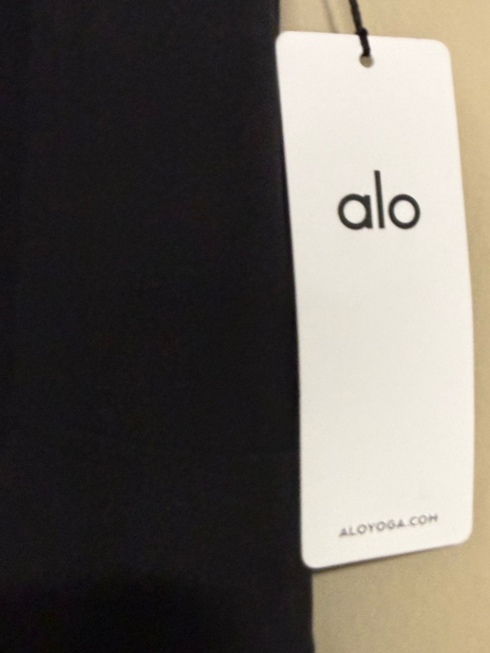 Alo Yoga Mid-Rise Workwear Cargo Pant Black NWT Size L Wide Leg - Picture 5 of 10